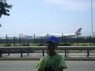 06 Danek London Heathrow UK thumb